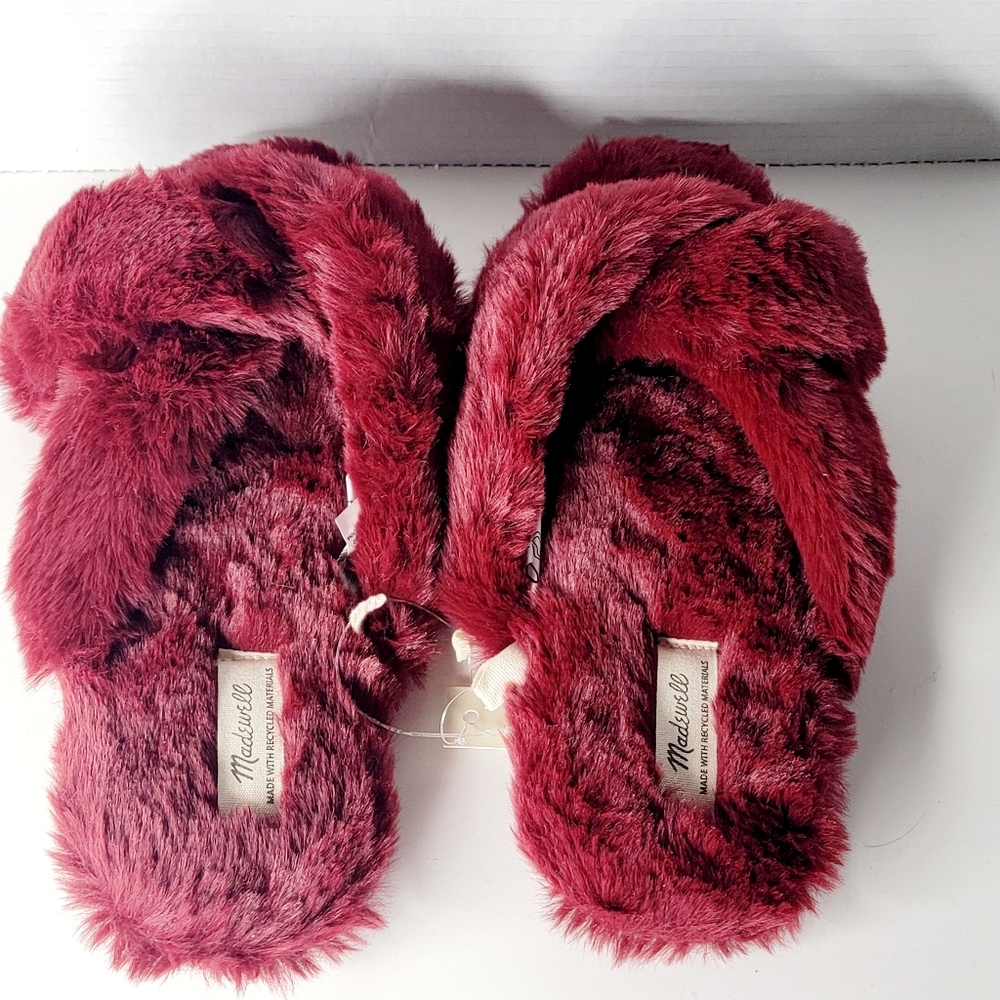 Crisscross Scuff Slippers in Burgundy Recycled Faux Fur Size 6 M